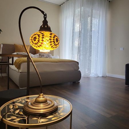 Bed and Breakfast La Dimora Dell'Arte Бари Экстерьер фото