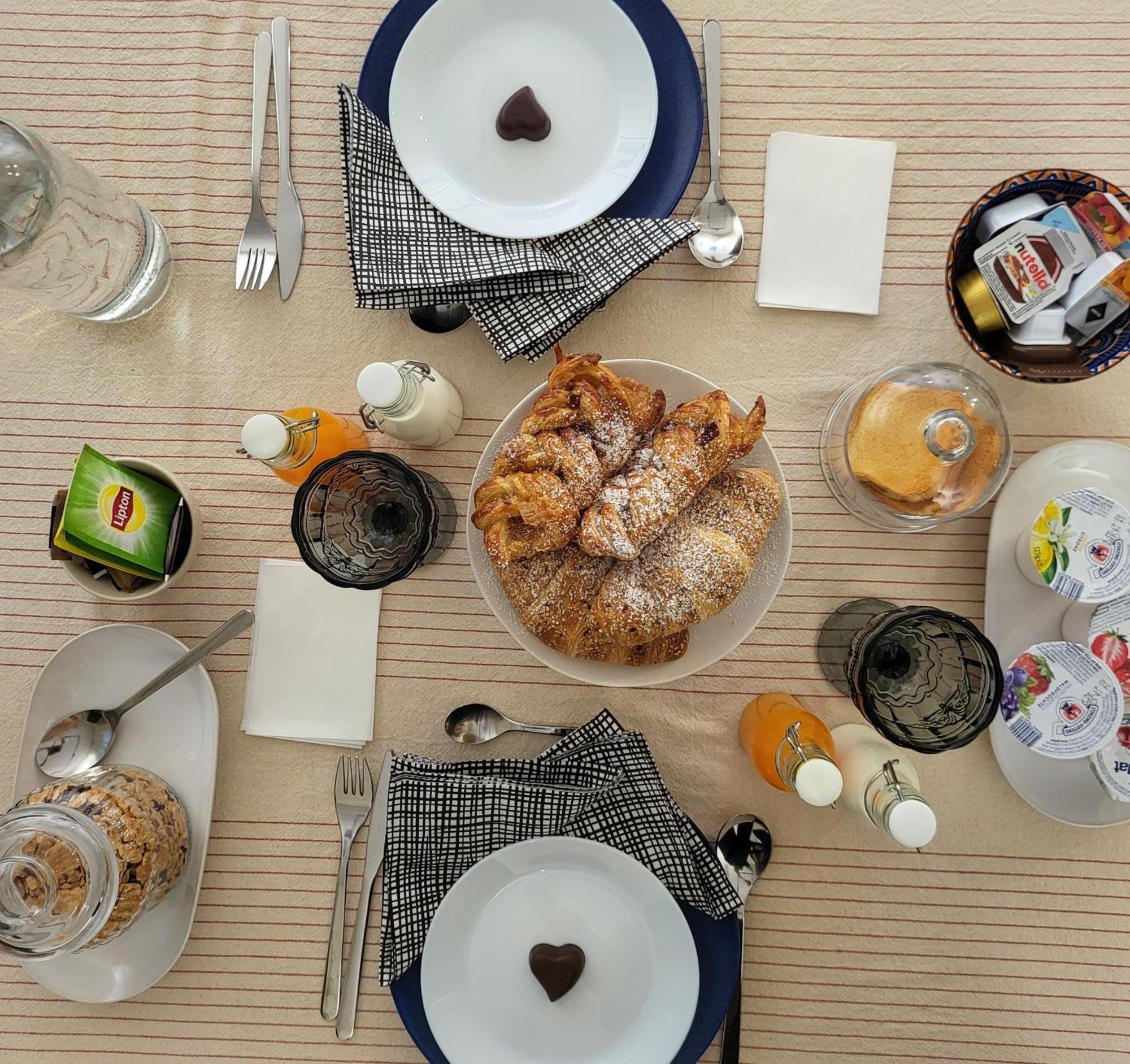 Bed and Breakfast La Dimora Dell'Arte Бари Экстерьер фото